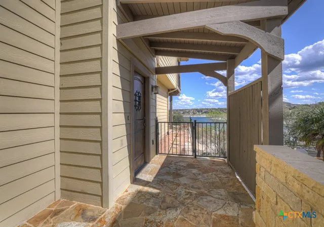 Photo 4 of Single family home for sale at 2550 Colleen Dr, Canyon Lake, TX 78133 | MLS# 607373 | Listing updated on 2026-07-20