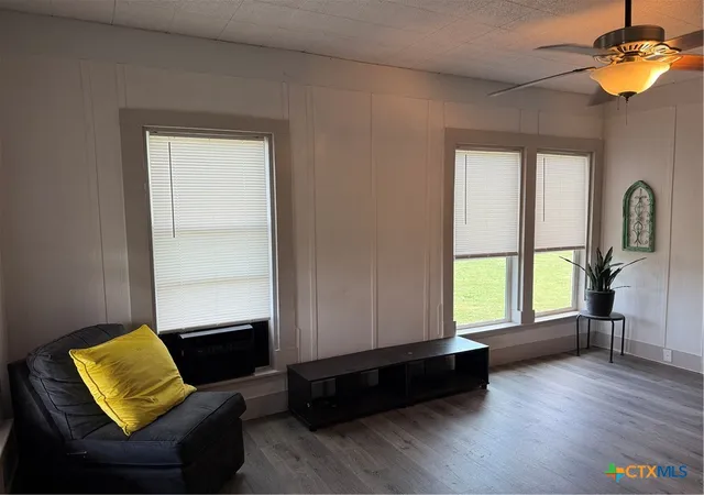 5th image of 308 N Pumphrey St, Edna, TX 77957 | MLS# 607382