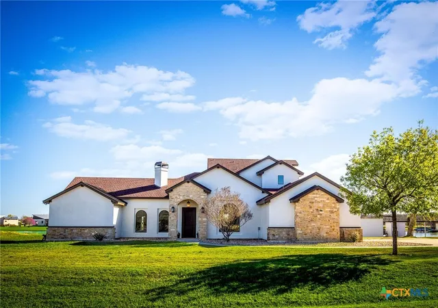 Homes for sale in Martindale, TX | 925 River Ranch Cir, Martindale, TX 78655 | MLS# 607472