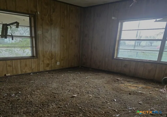 Photo 3 of Single family home for sale at 1807 N Wheeler St, Victoria, TX 77901 | MLS# 607654 | Listing updated on 2026-05-18