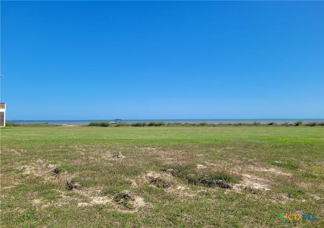 Homes for sale in Palacios, TX | 3225 Bay Ridge Dr, Palacios, TX 77465 | MLS# 607709