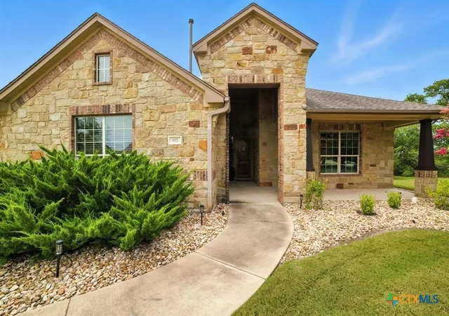 Photo 2 of Single family home for sale at 107 Tylee Cir, Bastrop, TX 78602 | MLS# 607719 | Listing updated on 2026-03-19