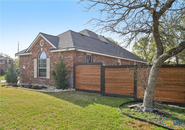 4th image of 113 E Running Wolf Trl, Harker Heights, TX 76548 | MLS# 607740