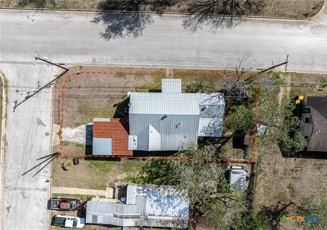 Homes for sale in Gonzales, TX | 921 Robertson St, Gonzales, TX 78629 | MLS# 607779