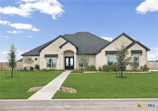 Photo 2 of Single family home for sale at 410 Hamer, Salado, TX 76571 | MLS# 607858 | Listing updated on 2026-10-07