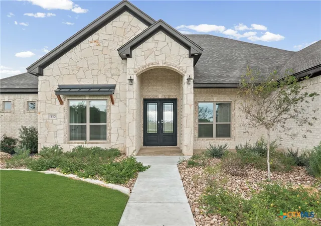 Photo 3 of Single family home for sale at 410 Hamer, Salado, TX 76571 | MLS# 607858 | Listing updated on 2026-10-07