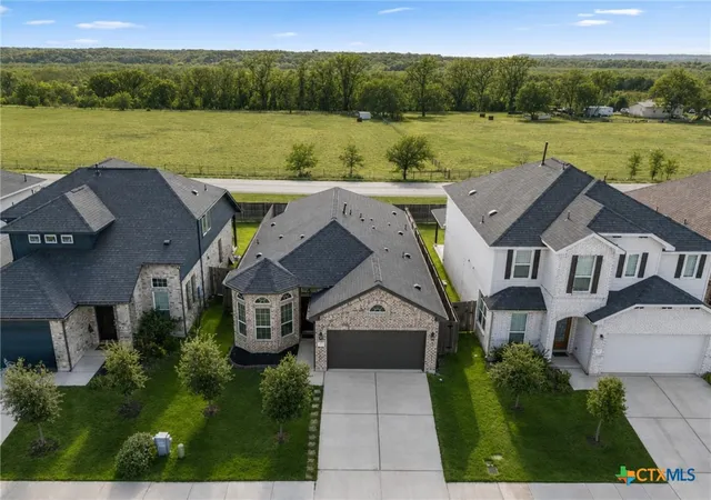 2nd image of 913 Blue Oak Blvd, San Marcos, TX 78666 | MLS# 607861