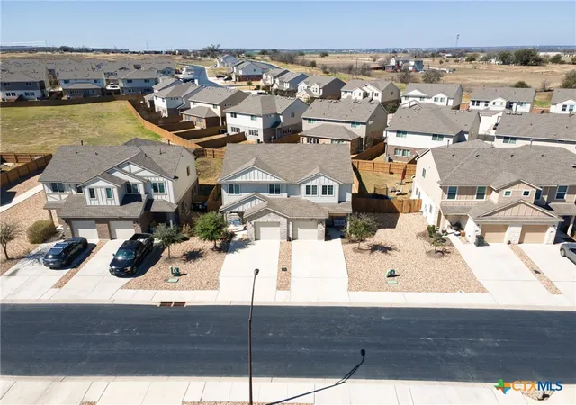 3rd image of 412 White Steppe Wy #237, Georgetown, TX 78626 | MLS# 607167