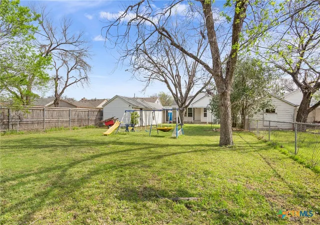 Homes for sale in Waco, TX | 1206 Ashleman St, Waco, TX 76705 | MLS# 607443