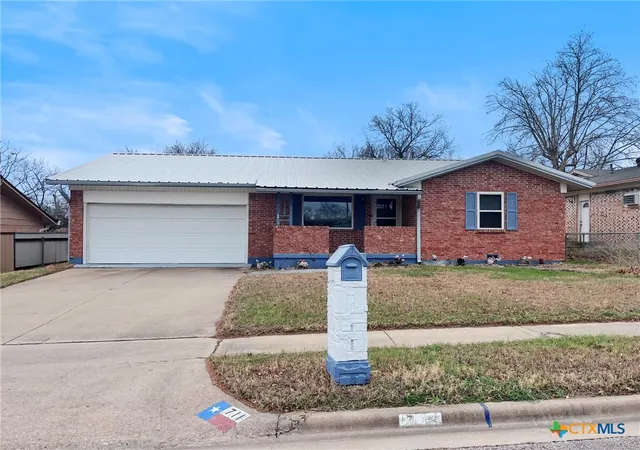 Homes for sale in Copperas Cove, TX | 711 S 25th St, Copperas Cove, TX 76522 | MLS# 607796