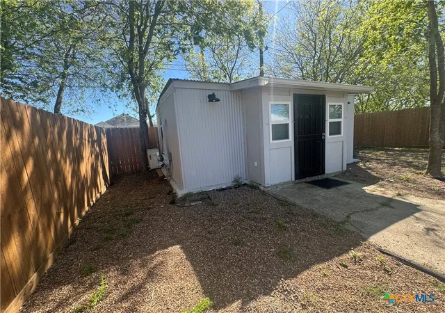 2nd image of 303 W Dallas, Seadrift, TX 77983 | MLS# 607944