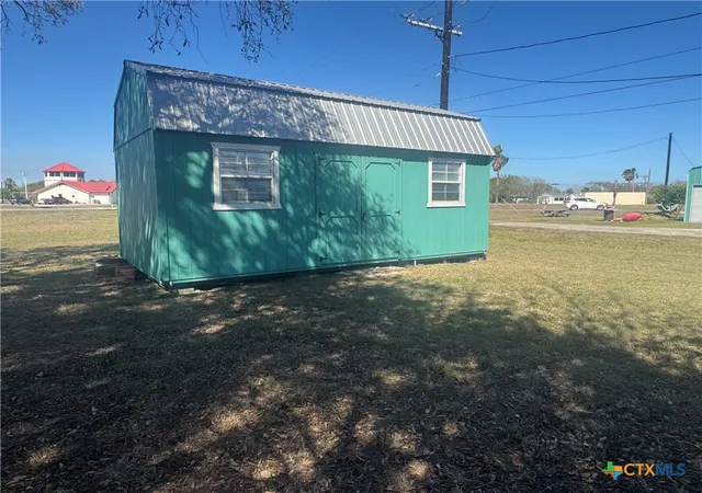 4th image of 202 W Cleveland Ave, Seadrift, TX 77983 | MLS# 608046