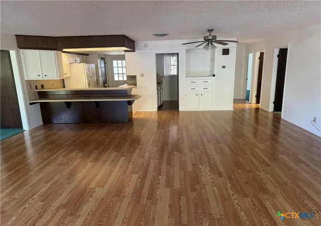Photo 2 of Single family home for sale at 6 Ramona Ln, Victoria, TX 77904 | MLS# 607788 | Listing updated on 2026-03-29