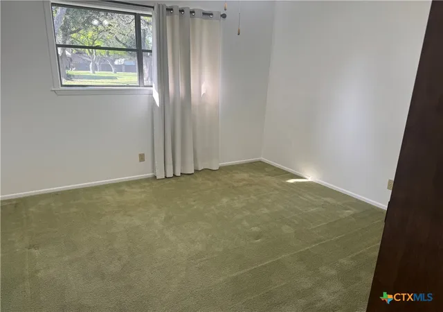 Photo 3 of Single family home for sale at 6 Ramona Ln, Victoria, TX 77904 | MLS# 607788 | Listing updated on 2026-03-29