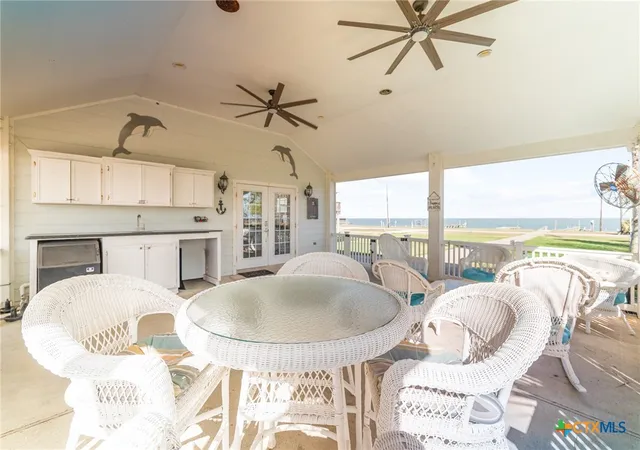 3rd image of 316 Marshall Johnson Ave, Port Lavaca, TX 77979 | MLS# 607089