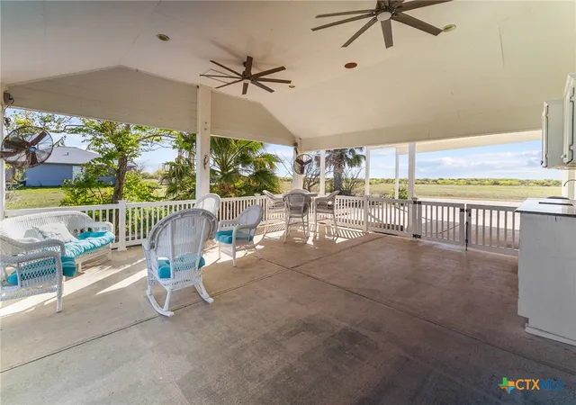 4th image of 316 Marshall Johnson Ave, Port Lavaca, TX 77979 | MLS# 607089