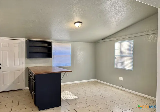 Photo 4 of Single family home for sale at 804 Evergreen Dr, Killeen, TX 76541 | MLS# 608104 | Listing updated on 2026-10-04