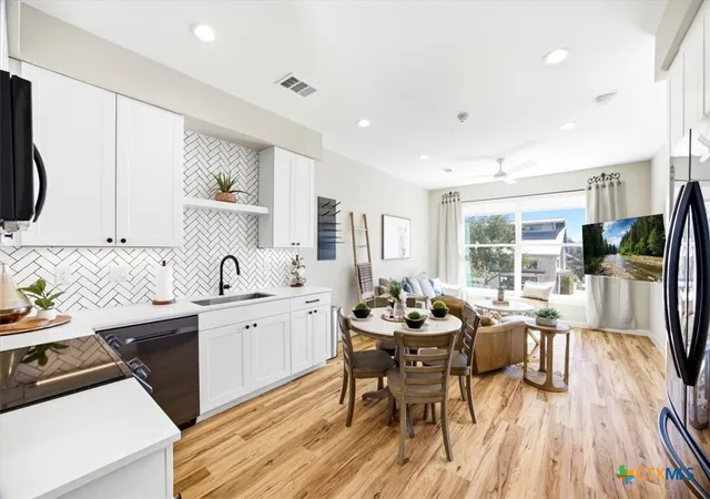 5th image of 1208 N Academy Ave #2201, New Braunfels, TX 78130 | MLS# 606802