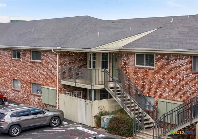 17th image of 7920 Rockwood Ln #237, Austin, TX 78757 | MLS# 608113