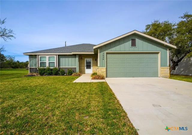 Homes for sale in Kingsland, TX | 3625 Sagebrush Trl, Kingsland, TX 78639 | MLS# 608189