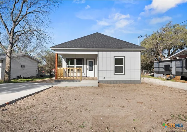 2nd image of 214 Spindletop St, Gatesville, TX 76528 | MLS# 608101