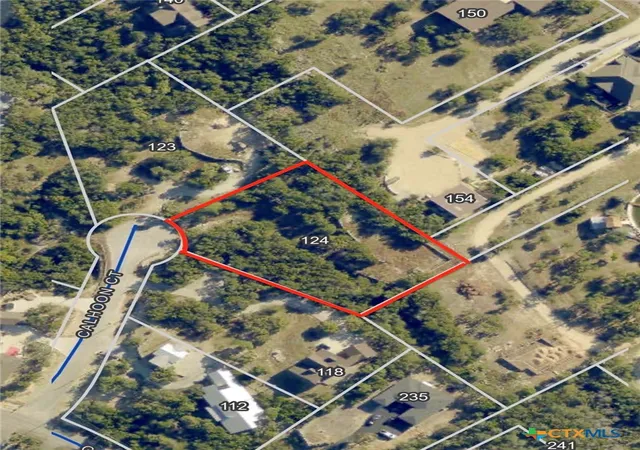 Photo 3 of Sale Pending at 124 Calhoon Ct, Canyon Lake, TX 78133 | MLS# 608280 | Listing updated on 2026-10-01