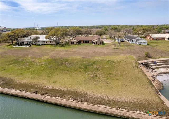 4th image of 1640 S Virginia St, Port Lavaca, TX 77979 | MLS# 608325