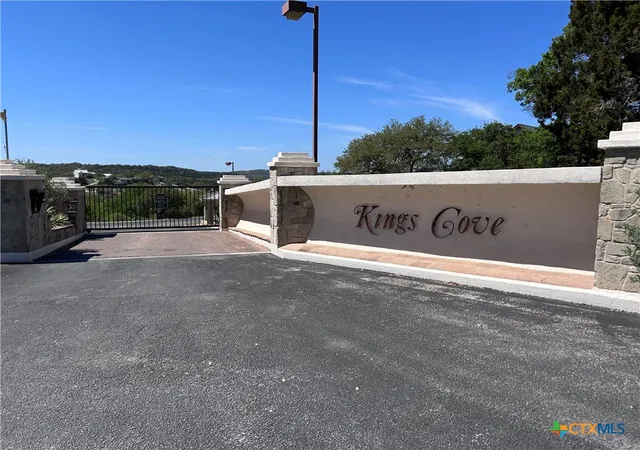 2nd image of 1232 Kings Cove Dr, Canyon Lake, TX 78133 | MLS# 608467