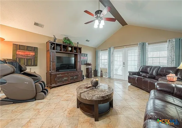 Homes for sale in Palacios, TX | 792 W Bayshore Dr, Palacios, TX 77465 | MLS# 608449