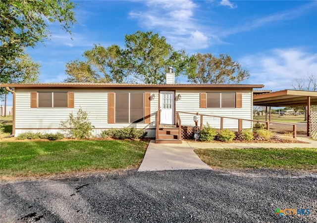 5th image of 293 County Road 406, Edna, TX 77957 | MLS# 608562