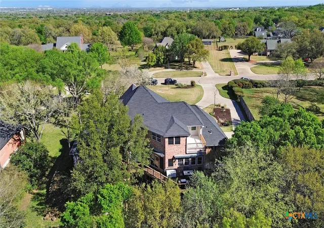 5th image of 1703 Canyon Springs Dr, Belton, TX 76513 | MLS# 608609