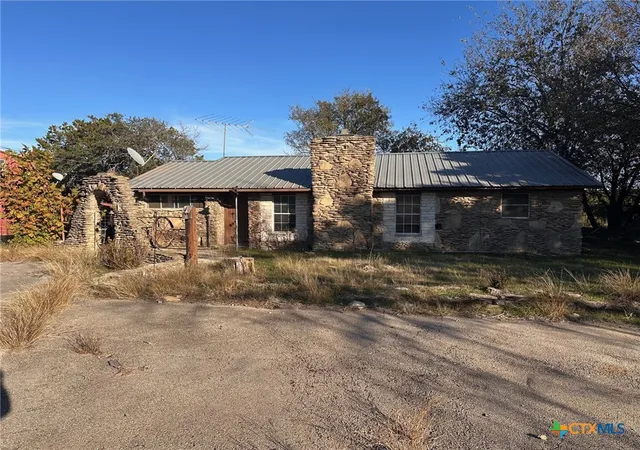 Homes for sale in Copperas Cove, TX | 899 & 917 County Road 4810, Copperas Cove, TX 76522 | MLS# 608819