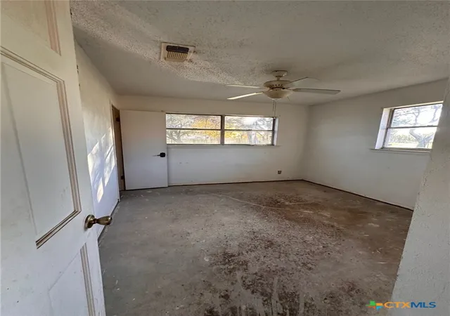 Homes for sale in Copperas Cove, TX | 899 & 917 County Road 4810, Copperas Cove, TX 76522 | MLS# 608819