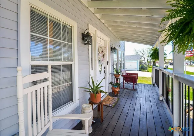 Photo 2 of Single family home for sale at 205 Main St, Palacios, TX 77465 | MLS# 608815 | Listing updated on 2026-10-02