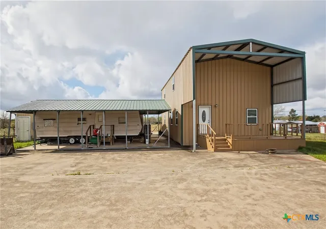 Photo 2 of Single family home for sale at 617 Bartlett, Victoria, TX 77905 | MLS# 607242 | Listing updated on 2026-05-19