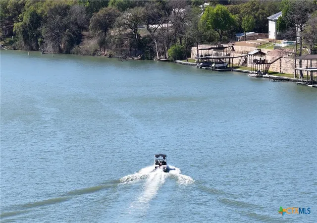 42nd image of 384 Rancho Rd, New Braunfels, TX 78130 | MLS# 608063
