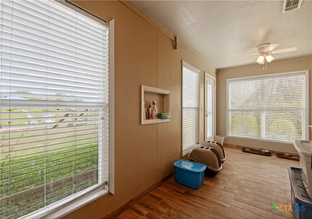 40th image of 123 E Harbor Dr, Port Lavaca, TX 77979 | MLS# 607690
