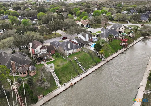 4th image of 123 E Harbor Dr, Port Lavaca, TX 77979 | MLS# 607690