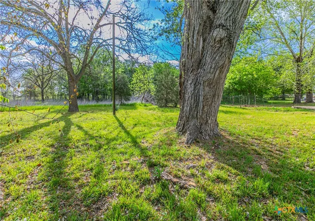 Homes for sale in Mexia, TX | 4156 N Hwy 14, Mexia, TX 76667 | MLS# 609213