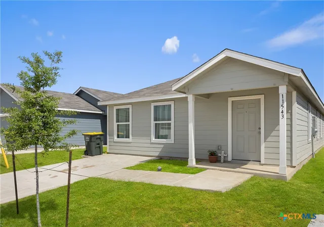 Photo 3 of Single family home for sale at 11543 Fld Briar, Converse, TX 78109 | MLS# 606986 | Listing updated on 2026-04-29