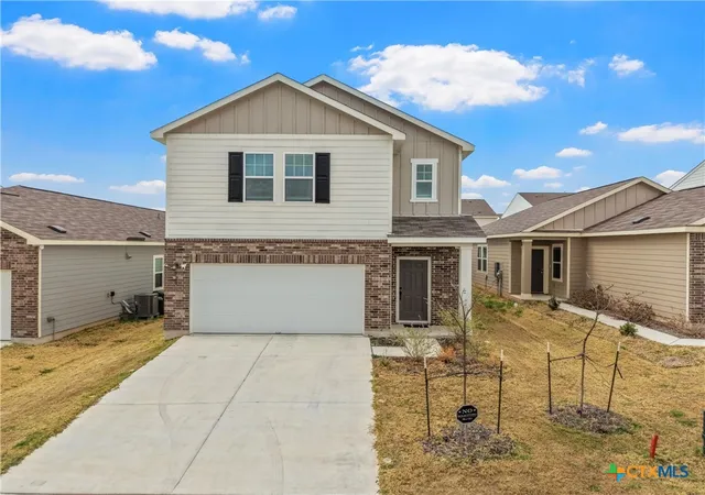 Photo 2 of Single family home for sale at 121 Sudden Impact Dr, Jarrell, TX 76537 | MLS# 609323 | Listing updated on 2026-07-28