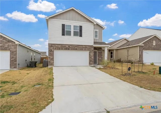 Photo 3 of Single family home for sale at 121 Sudden Impact Dr, Jarrell, TX 76537 | MLS# 609323 | Listing updated on 2026-07-28