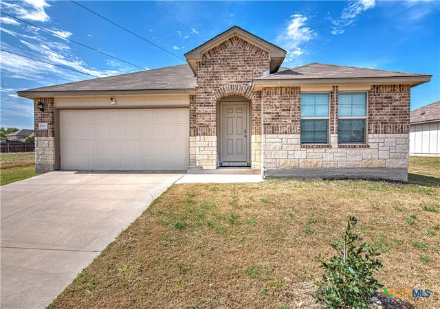 Photo 1 of Single family home for sale at 9801 Kensley Rose Dr, Killeen, TX 76542 | MLS# 608620 | Listing updated on 2026-10-01