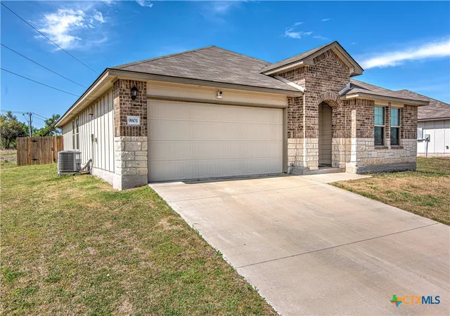 Photo 2 of Single family home for sale at 9801 Kensley Rose Dr, Killeen, TX 76542 | MLS# 608620 | Listing updated on 2026-10-01
