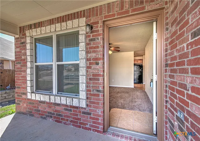 Photo 3 of House for sale at 4202 Elms Run Cir, Killeen, TX 76542 | MLS# 609189 | Listing updated on 2026-04-03