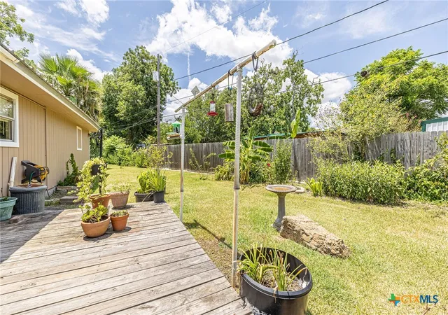 10th image of 313 Dan Ave Ave, Port Lavaca, TX 77979 | MLS# 609461