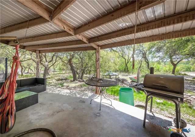 4th image of 21500 Firefly Rd, Florence, TX 76527 | MLS# 608292