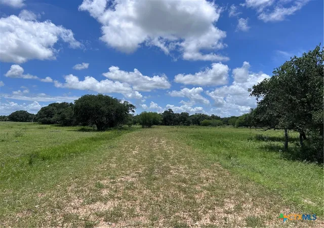 Photo 3 of House for sale at 1022 County Rd 438, Yoakum, TX 77995 | MLS# 609524 | Listing updated on 2026-07-02