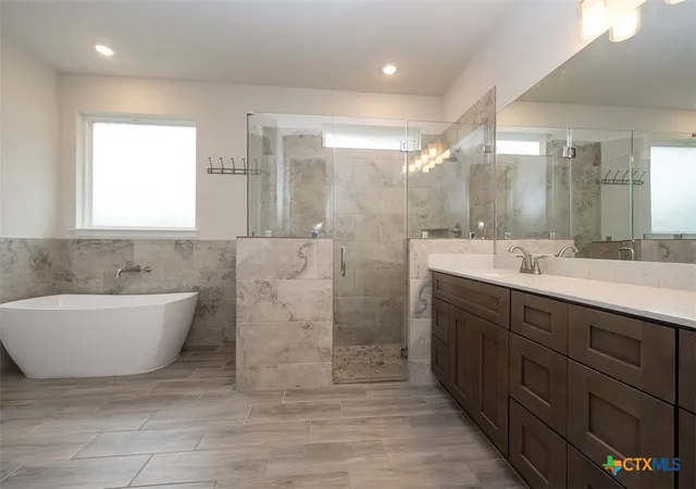3rd image of 8409 Ridge Crest Dr, Killeen, TX 76542 | MLS# 608940