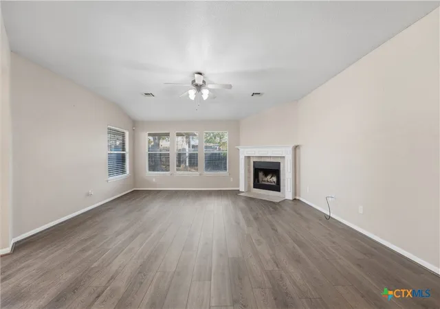Photo 4 of Single family home for sale at 713 Bighorn Dr, Harker Heights, TX 76548 | MLS# 608718 | Listing updated on 2026-09-30